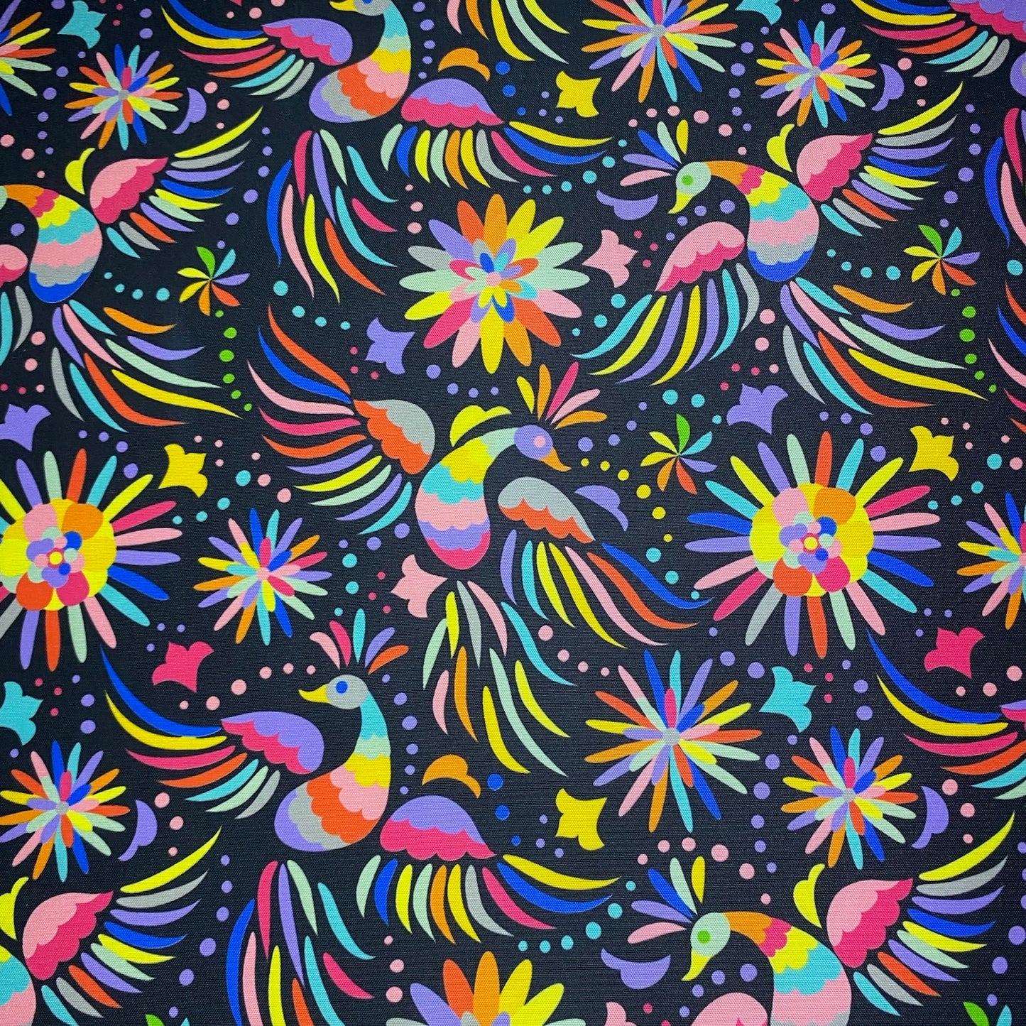 Tela Tafeta 600- Otomi negro rot. M
