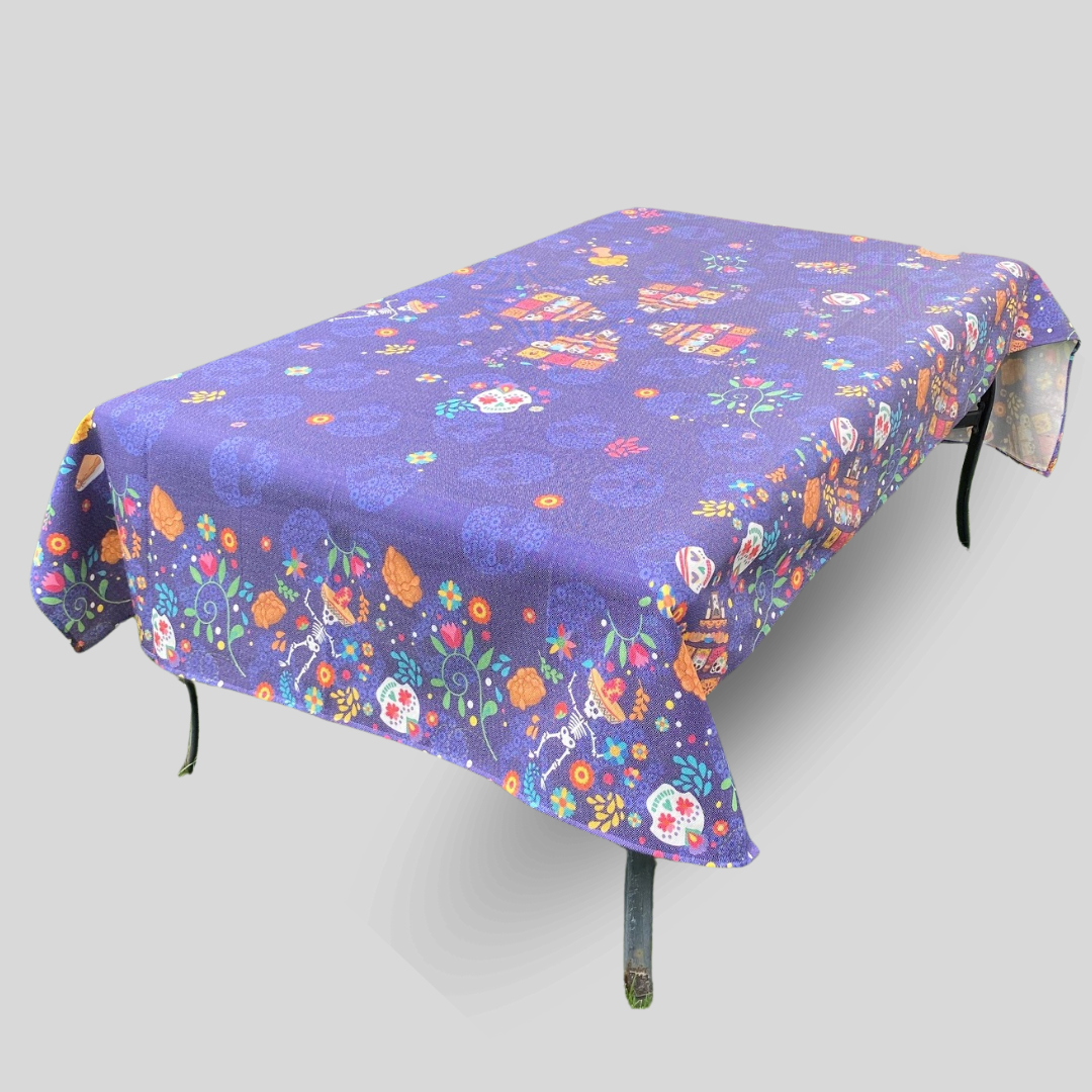 Mantel Dia de Muertos Ofrenda Morada 2.40x1.45m
