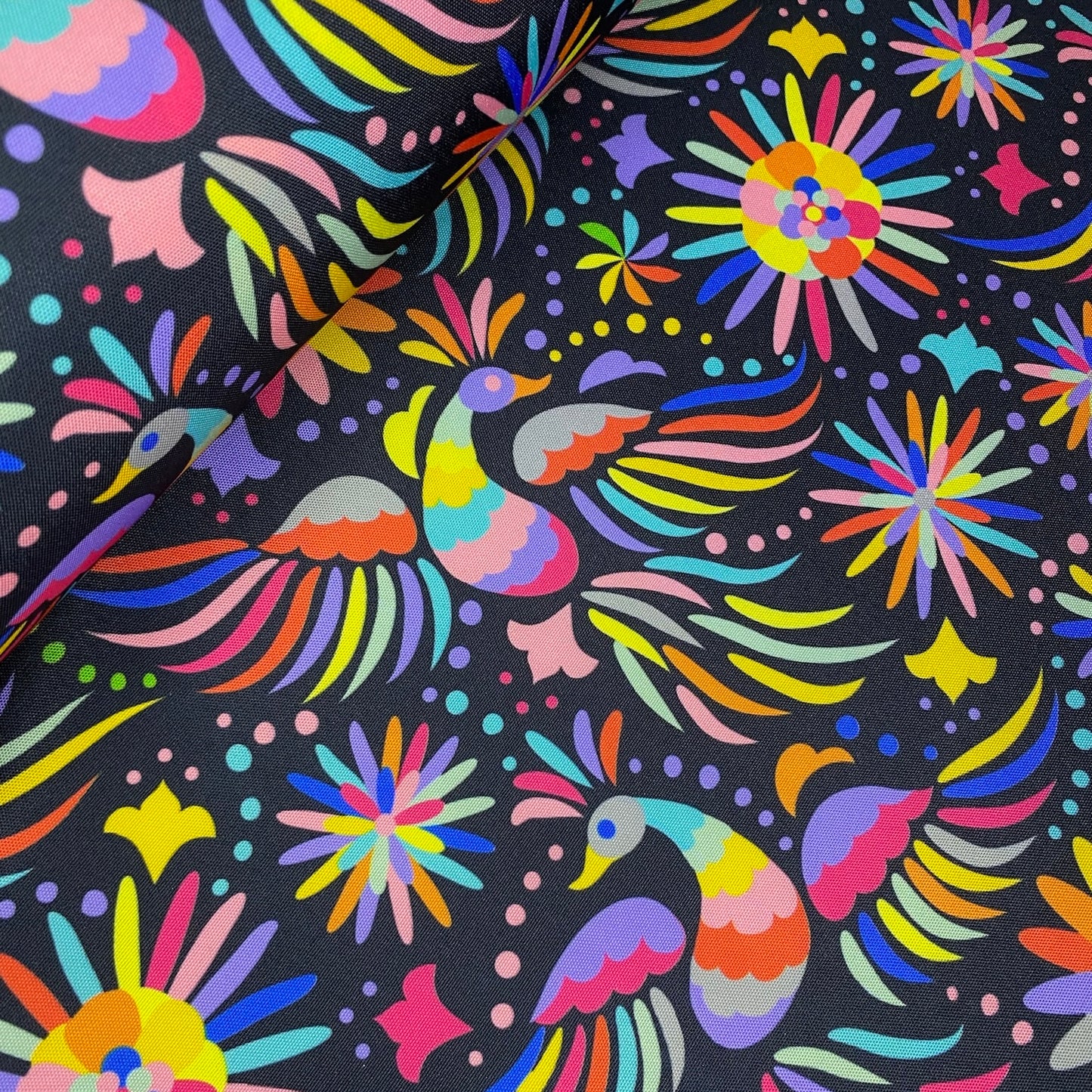 Tela Tafeta 600- Otomi negro rot. M
