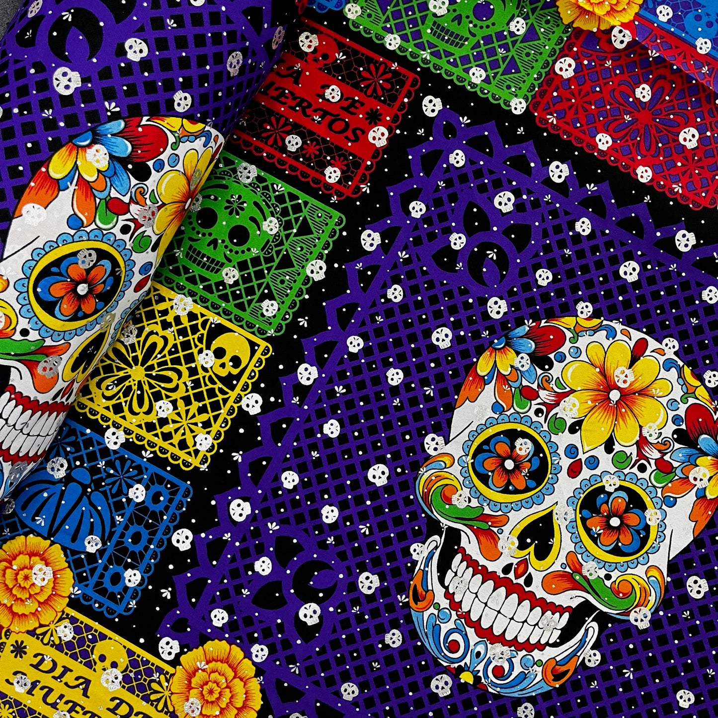 Foil Muertos - Calavera en Bicicleta Negro