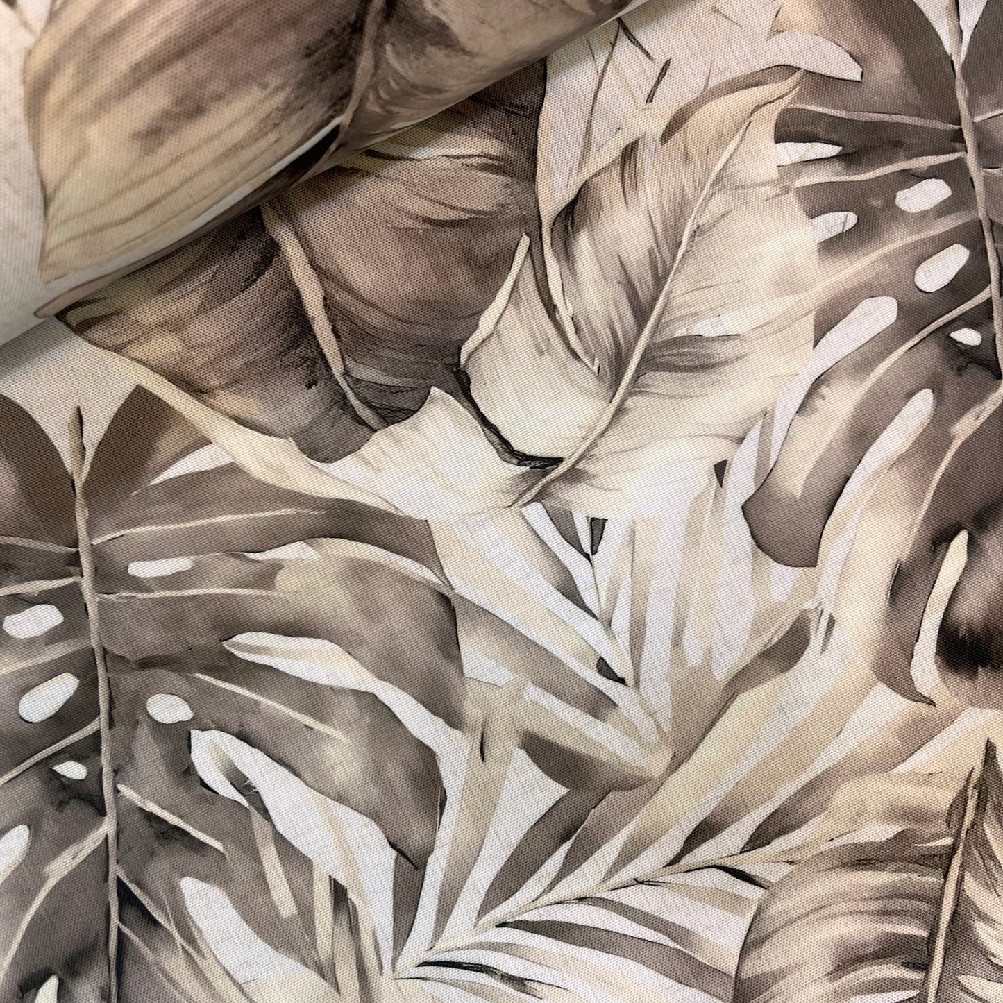 Half panama doble ancho Monstera beige fondo lino