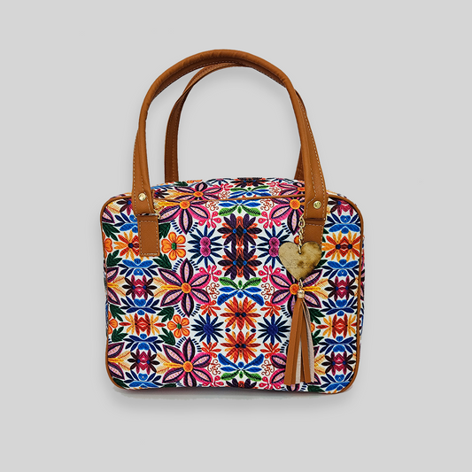 Bolsa artesanal - Flor Bordada