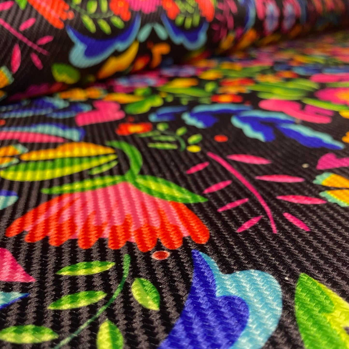 Gaucho - Otomi floral negro