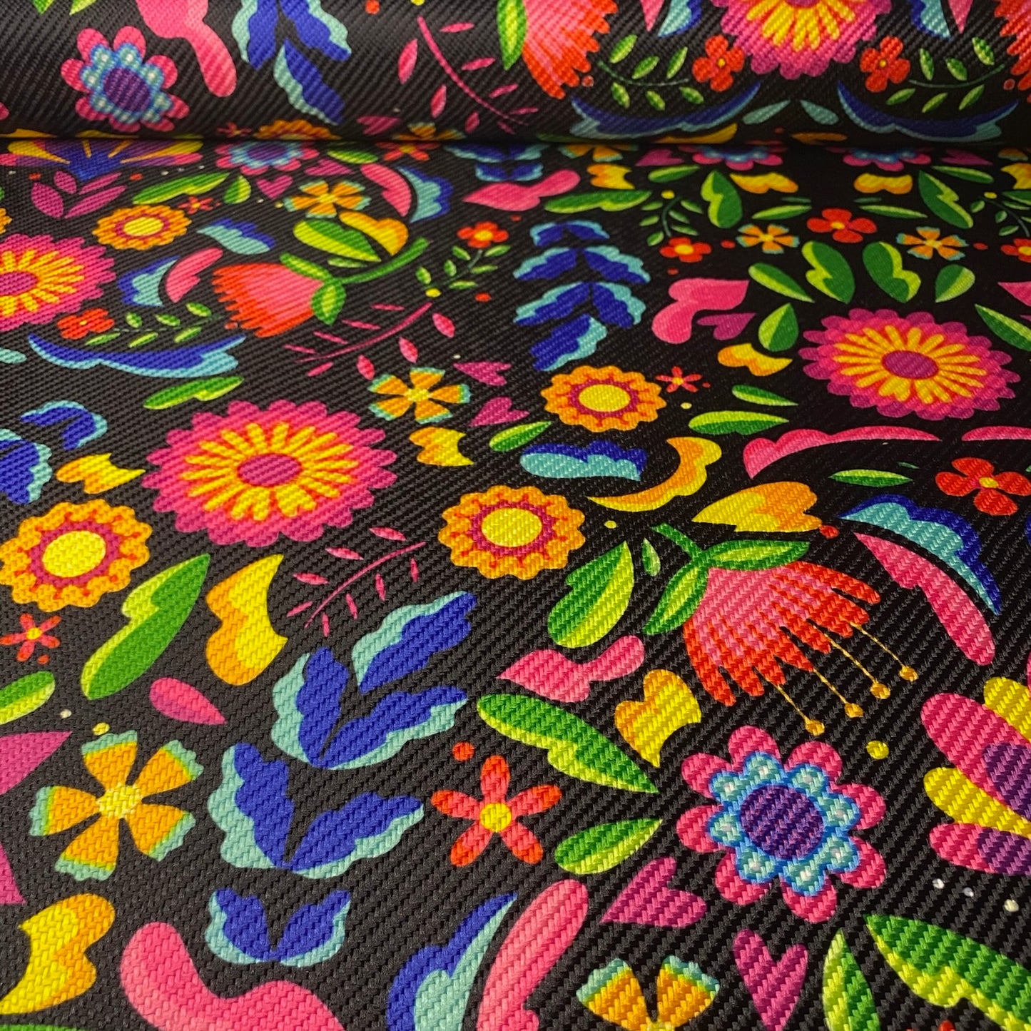 Gaucho - Otomi floral negro