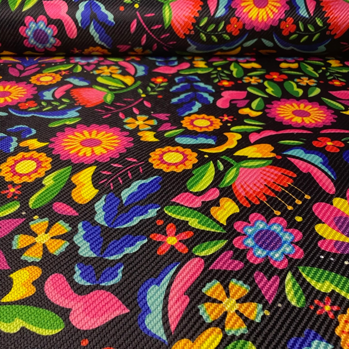 Gaucho - Otomi floral negro